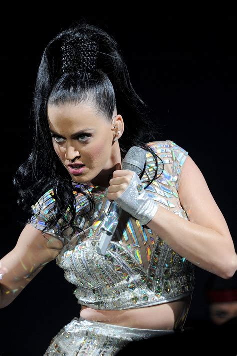 Katy Perry Live Performance At Radio 1′s Big Weekend At Glasgow Green