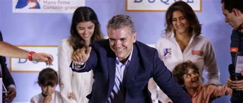 Präsidentenwahl In Kolumbien Hardliner Im Duell