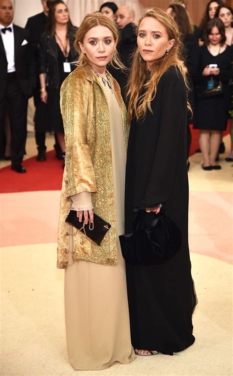 How Mary Kate And Ashley Olsen Owned The Met Gala Without Lifting A