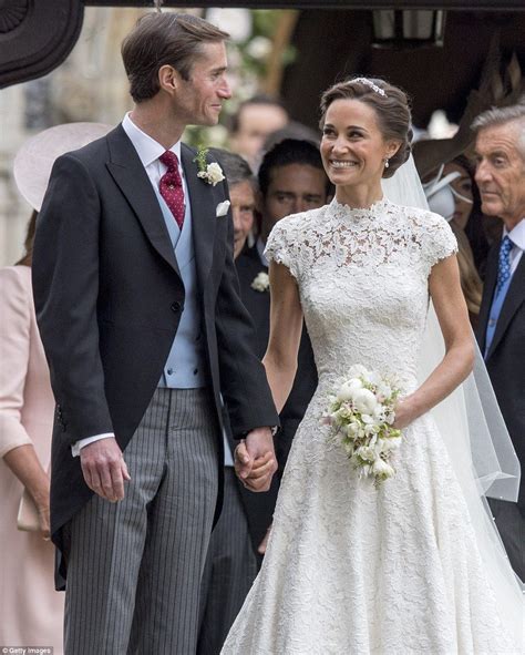 Philippa pippa middleton (born september 6, 1983) is the younger sister of kate middleton, the fiance of prince william. Pippa Middleton enlists Giles Deacon for wedding dress ...