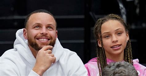 Steph Curry S Oldest Daughter Is All Grown Up At College Basketball