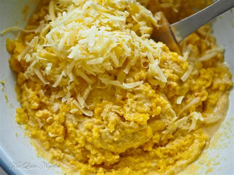 Some of the most hotly contested issues include lard vs because cornbread made with 100% cornmeal tends to be dry crumbly and dense, most cornbread recipes call for a half and half mixture of cornmeal to. Corn Grits For Cornbread Recipe - Summer Corn Grits Recipe | MyRecipes : Enter custom recipes ...