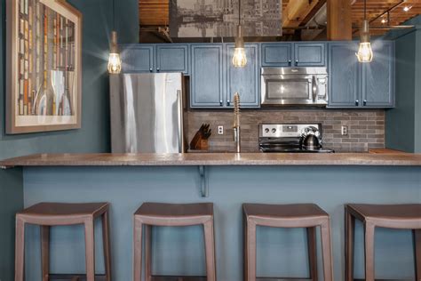Check spelling or type a new query. Water Street Condo - Modern - Kitchen - Milwaukee - by ...