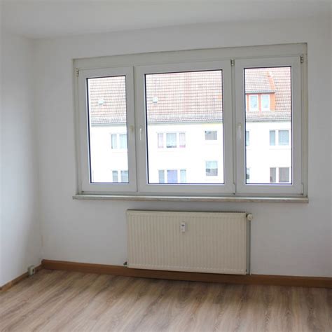 Ruhige, helle 1 raum wohnung. 3-Raum-Wohnung in Groitzsch b. Leipzig ; 2.OG ...