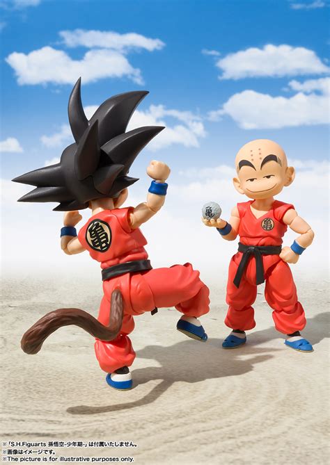 Krillin had a brief rivalry with goku when they first met and trained under master roshi, but they quickly became lifelong best friends. SH Figuarts Dragon Ball Kid Krillin Photos and Full ...