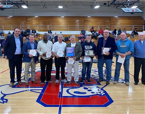 Echs Athletic Hall Of Fame Honors 31 Inductees Plus Entire 76 State
