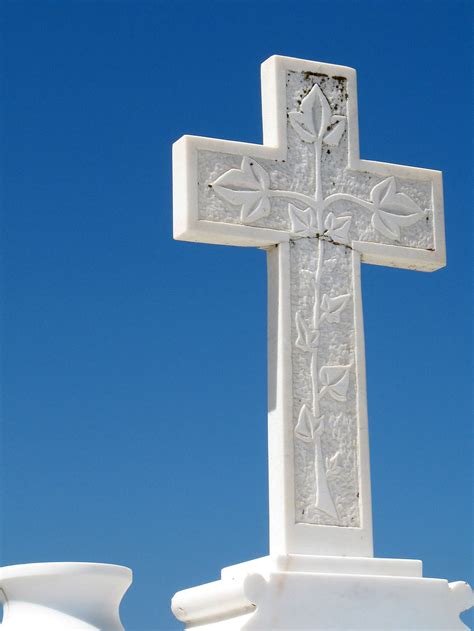 Cross Free Stock Photo A White Cross On A Blue Background 5740