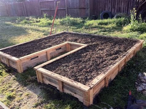 How To Build A Garden Bed With Wood