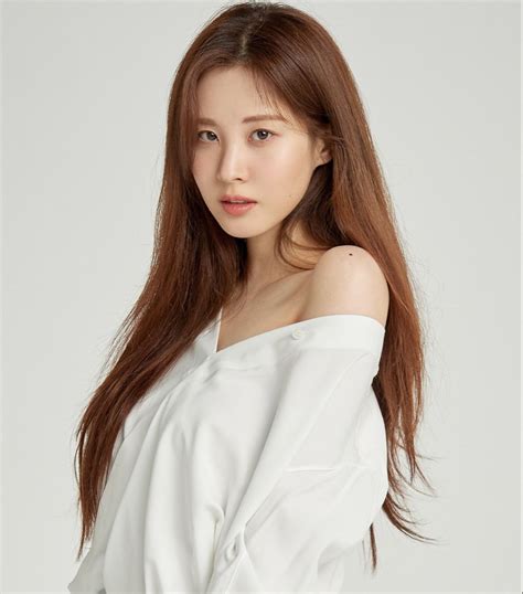 Seo Joo Hyun Seohyun Girl Redhead Beauty