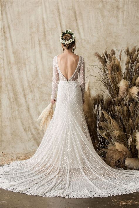 Dreamers And Lovers Vivienne Lace Wedding Gown Wedding Dresses Boho