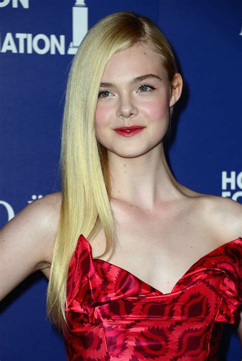 Elle Fanning Has Brown Hair Now And Looks Just As Adorable As She Did