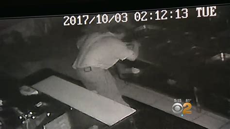 Caught On Video Restaurant Thief Cooks Meal Youtube