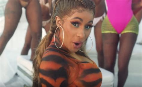 Cardi Bs Response To A Conservative Columnist Who Implied Her Twerk