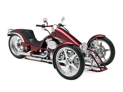 The Curious Case Of Harleys Tilting Three Wheeler