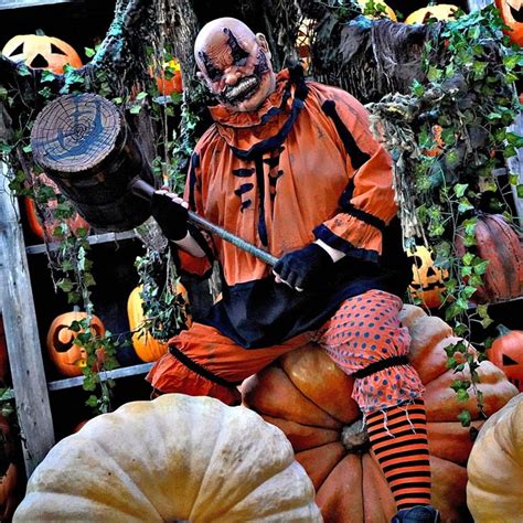 House Of Horrors 10 Best Haunted Attractions Wonderlust Haunted Attractions Horror House