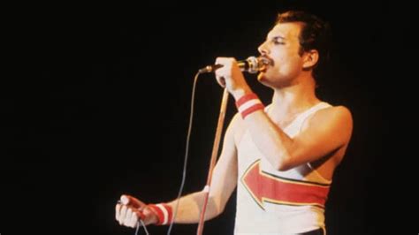 November 1991 in kensington, london. Freddie Mercury: Aktuelle News & Bilder | promipool.de