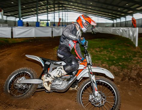 Electric motocross bikes are becoming a more prevalent part of the sport. UK & Irelands First Purpose Built Indoor Electric ...