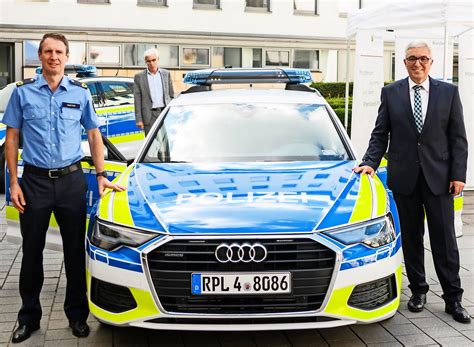 Allradantrieb Und Ps Stark 350 Neue Streifenwagen Für Polizei In