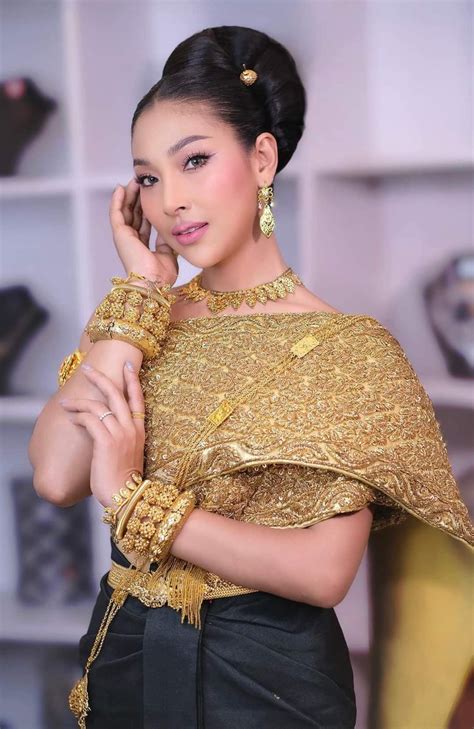 🇰🇭 cambodia 🇰🇭 beautiful cambodia traditional wedding dresses ⚜️ luxury khmer wedding outfits ⚜️