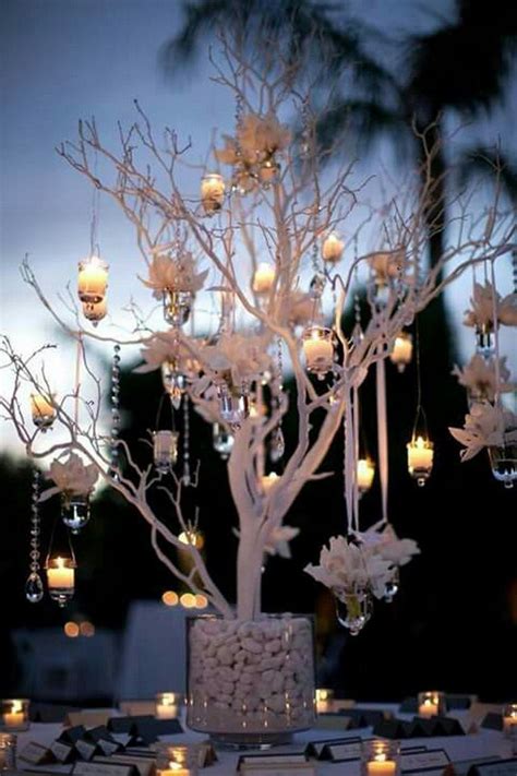 Perfect And Romantic Winter Wedding Branch Centerpiece 19 Centros