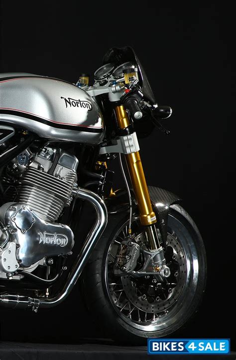 Top cafe racer bikes in india #caferacer #indiancaferacer #caferacerindia #bajajpulsar #bajajdiscover #hondashine. Norton Commando 961 Cafe Racer Launched in India - Bikes4Sale