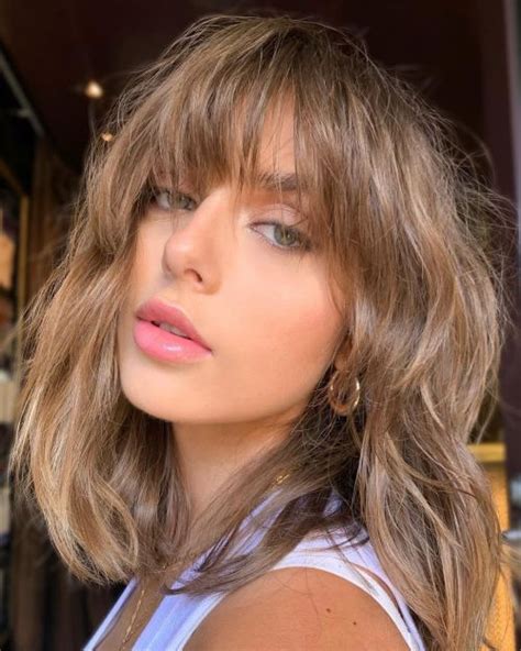 40 Wispy Bangs Ideas To Completely Revamp Any Hairstyle