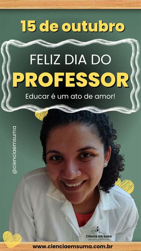 A Woman Smiling In Front Of A Green Background With The Words Feliz Dia Do Professor