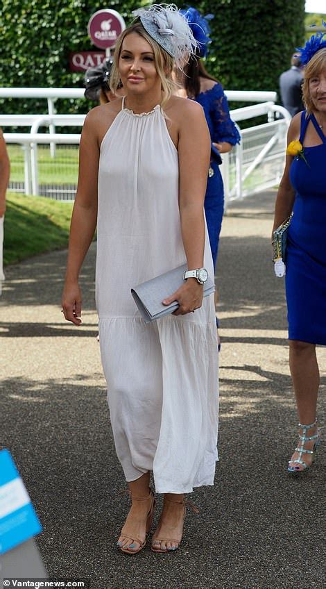Many Photos Ladies Day Racegoers Turn Up The Glamour At Goodwood In Colourful Jumpsuits And