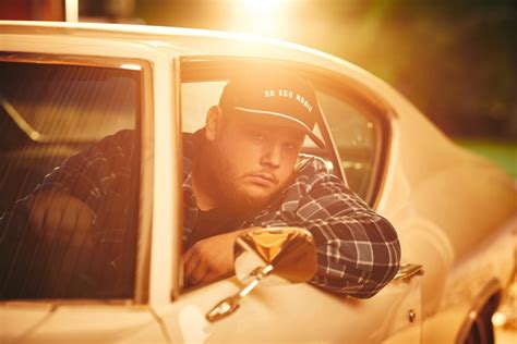 Luke Combs Is First Artist With 5 Tracks In Billboards Hot Country Songs Top 25 Since Johnny