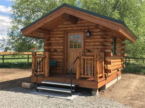 Comfortable And Private 16x24 Ft Log Cabin In Idaho