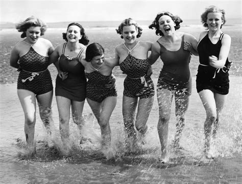 Vintage Bathing Beauties Celebrating The Summer Heat