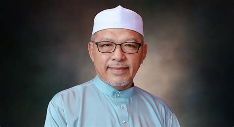 Ketua menteri pulau pinang, yab tuan chow kon yeow. Ucapan YAB Ustaz Dato' Bentara Kanan MB Kelantan ...