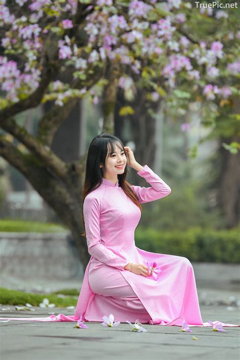 Dreamy Purple Of Ao Dai Gentle And Soft Of Beautiful Girls Vietnamese Traditional Dress
