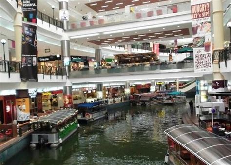 Sm mall of asia, or simply sm moa, is currently the fourth largest mall in the philippines, down from the first spot 1 utama, located in petaling jaya city near kuala lumpur, is the biggest shopping mall in malaysia. The Mines Shopping Mall (Sri Kembangan) - 2020 All You ...