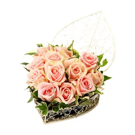 Order Heart Shaped Arrangement Of Roses To Japan
