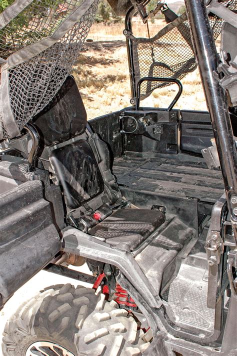 Dejanos tus datos y un asesor se estará contactando contigo. HONDA PIONEER 1000-5 LE | UTV Action Magazine