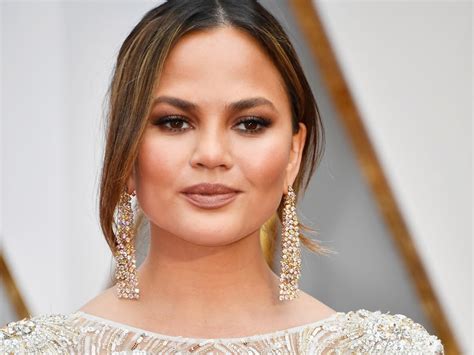 Chrissy Teigen Hits Back At Troll Who Branded Her Classless