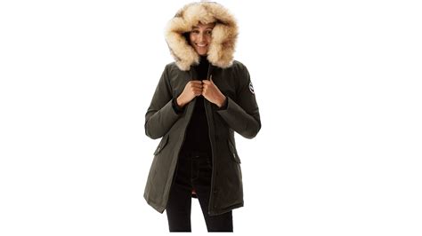 14 Best Womens Winter Coats For Extreme Cold 2021 Womans World