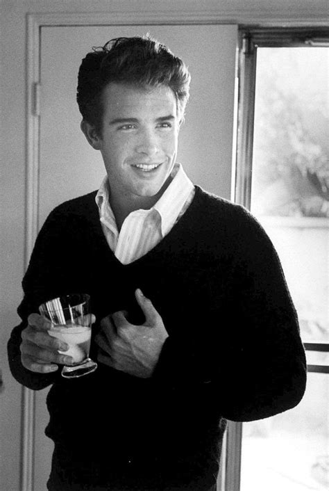 The 20 Most Stylish Men Of Hollywoods Golden Age Warren Beatty Golden Age Of Hollywood