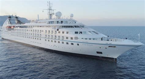 Windstars Cruise Ship Star Breeze Makes Maiden Call In Australia