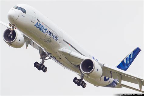 Video Décollage Et Premier Vol De Lairbus A350 1000 à Toulouse