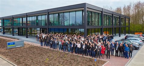Schunk Xycarb Technology opens its new factory facilities and office | Schunk Mobility