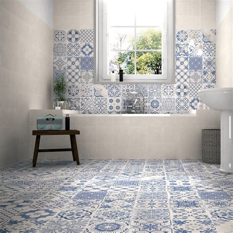It reflects the light perfectly. 5 Tile Ideas Perfect for Small Bathrooms & Cloakrooms ...