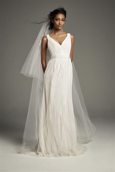 White By Vera Wang Vw351448 Wedding Dress From White By Vera Wang At David S Bridal Uk