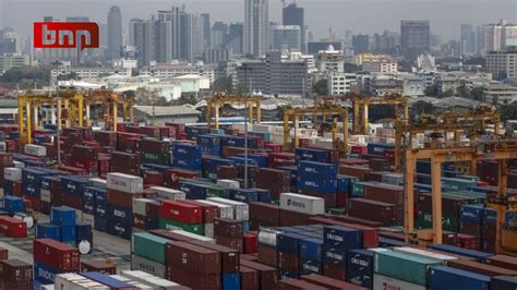 Thailands Exports Decline In March But Service Sector Shows Improvement
