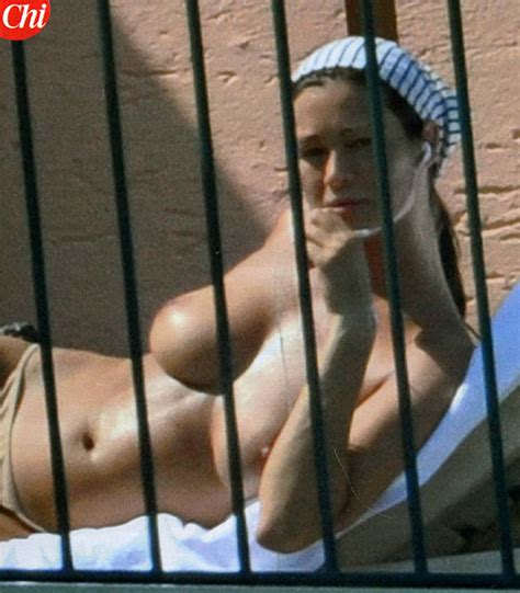 Manuela Arcuri Desnuda P Gina Fotos Desnuda Descuido Topless Bikini The Best Porn Website