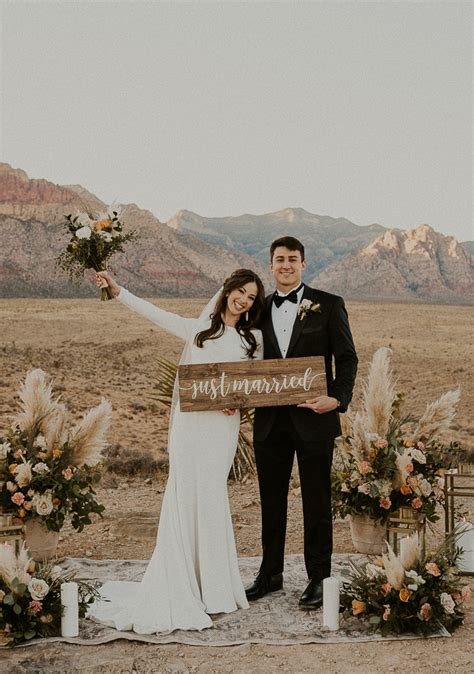Kaitlin And Codys Intimate Red Rock Canyon Wedding