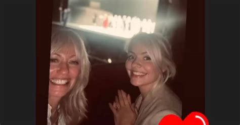 Holly Willoughby Enjoys Cute Girls Night Out With Itv This Morning Co