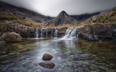 Flickrpzpwlww Fairy Pools A Dull And Misty Morning At
