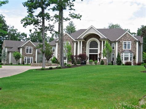 5 seamless gutters, leaf guard gutter guard, gutter cleaning & repairs, free estimates! Our Work | Gutters - Siding - Downspouts - Fascia Board